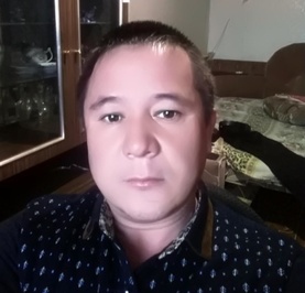 Али